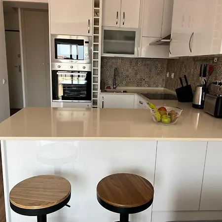 Ton's Loft 3 Mins To The Apartamento *