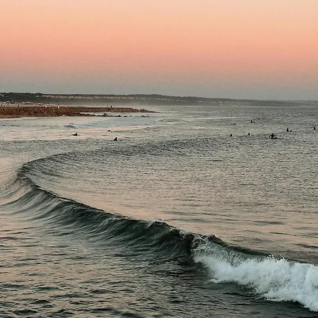 Ton's Loft 3 Mins To The דירה *