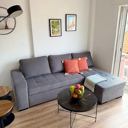Ton's Loft 3 Mins To The Apartamento Costa da Caparica