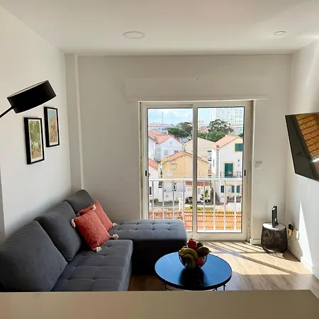 Ton's Loft Caparica * Costa da Caparica