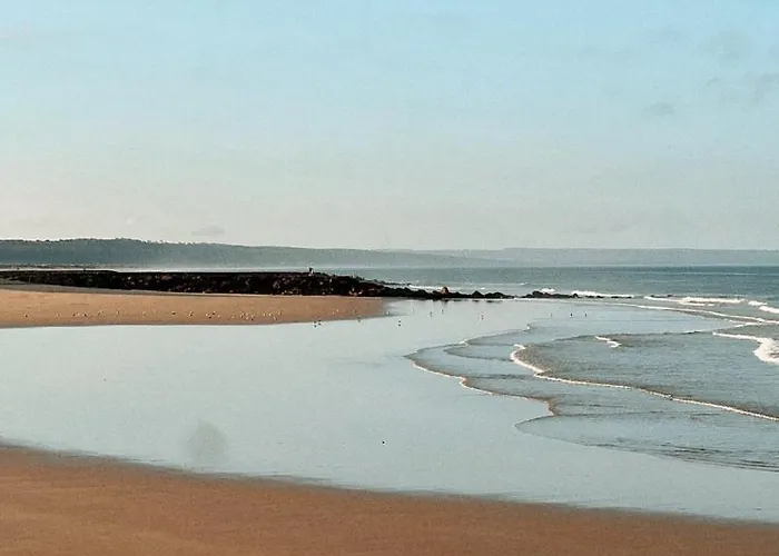 Ton's Loft 3 Mins To The Διαμέρισμα Costa de Caparica