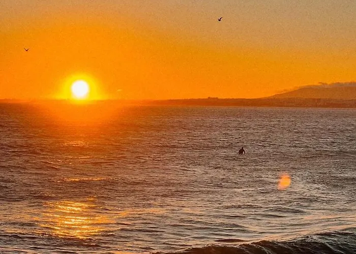 Ton's Loft 3 Mins To The Διαμέρισμα Costa de Caparica